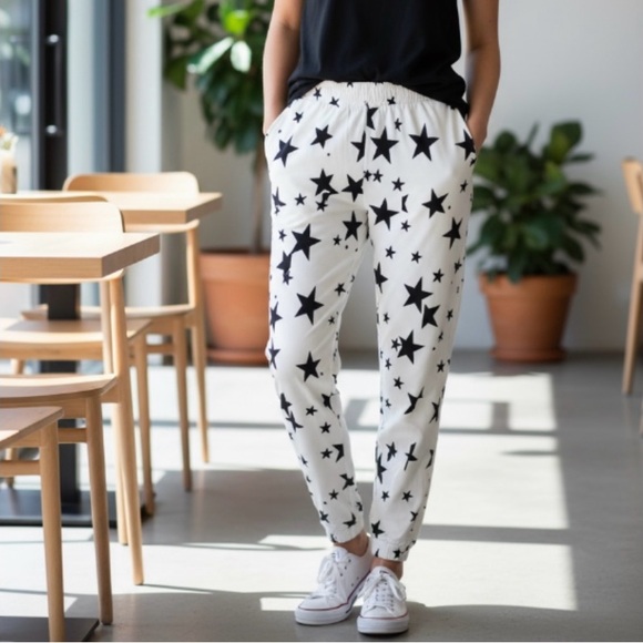 Chaser Black Stars Print Lounge Cargo Jogger Sweatpants Size Medium - Picture 3 of 9